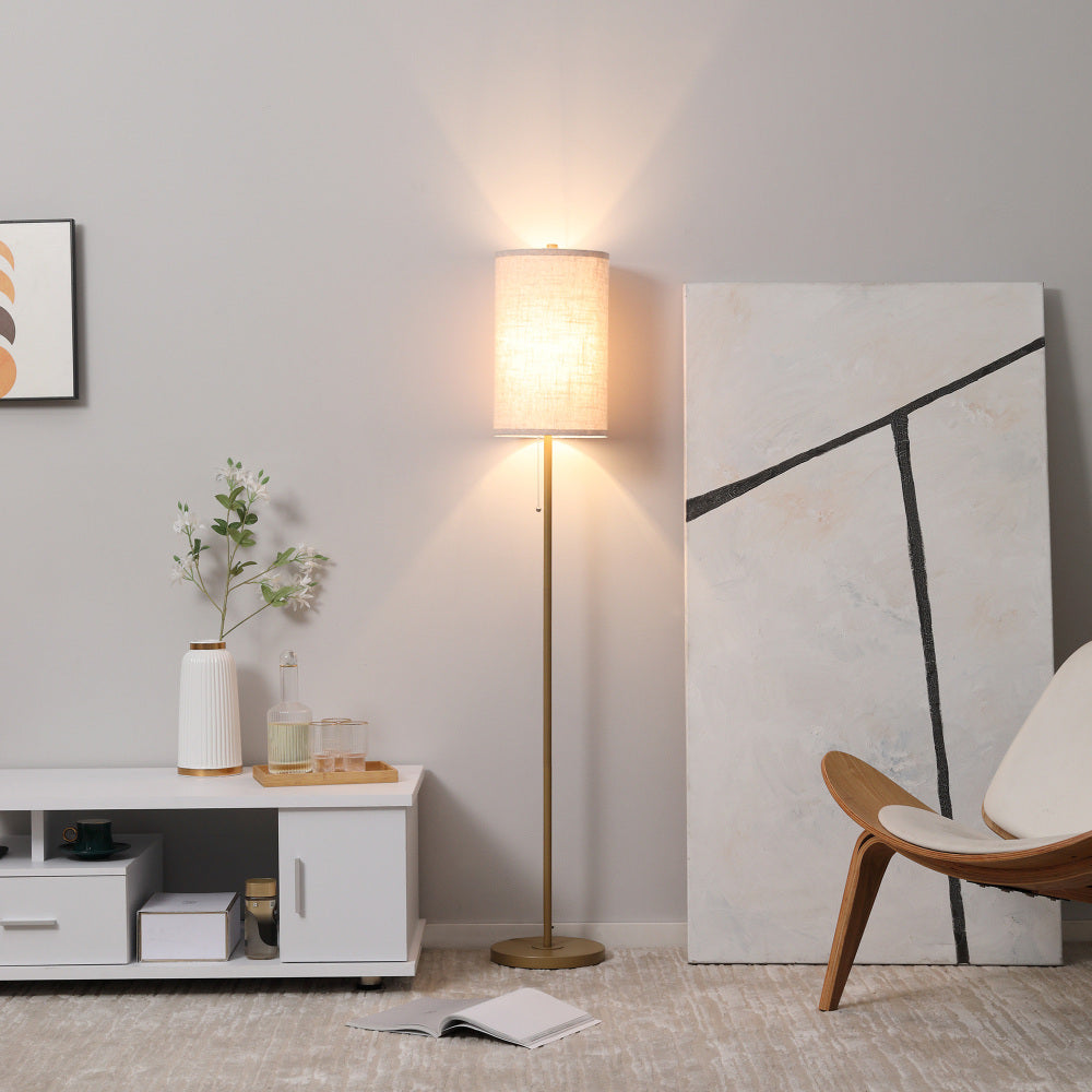 Moderne Stehlampe mit Stoffschirm – Elegante Wohnzimmerlampe mit E27-Fassung für Schlafzimmer, Büro & Leseecke